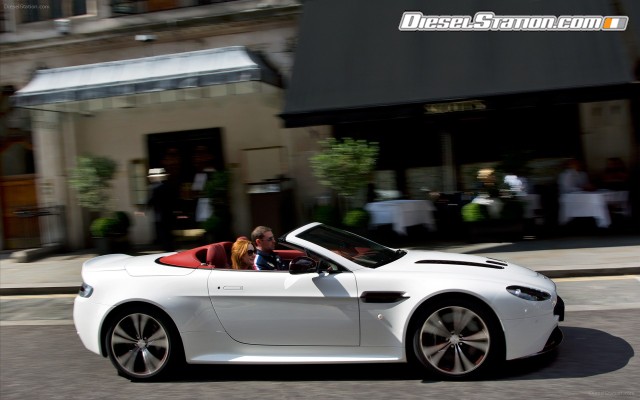 Aston Martin V12 Vantage Roadster 2013 Widescreen Picture #9 Aston Martin V12 Vantage Roadster 2013 Widescreen Picture #9